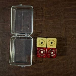 Real Las Vegas dice set & matchbooks!